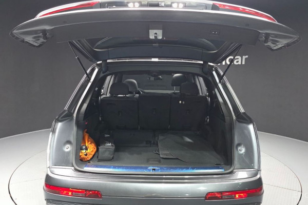 2021 Audi Q7 с пробегом 41 946 км