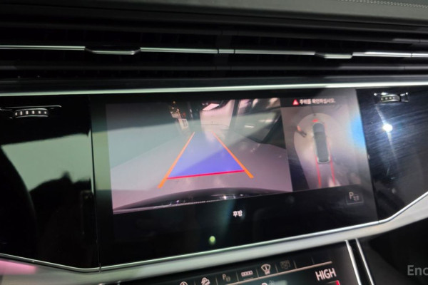 2022 Audi Q7 с пробегом 37 871 км