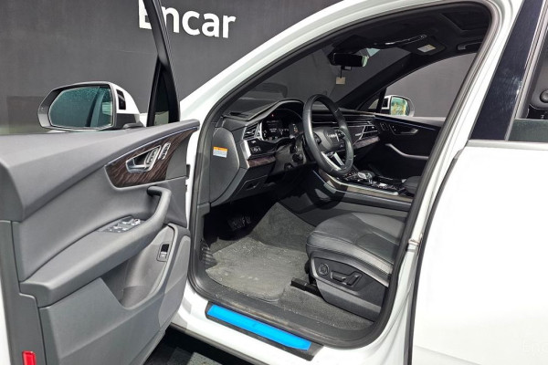 2021 Audi Q7 с пробегом 81 534 км