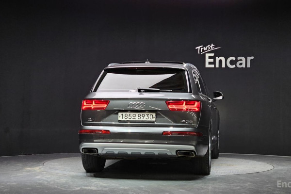 2019 Audi Q7 с пробегом 137 808 км