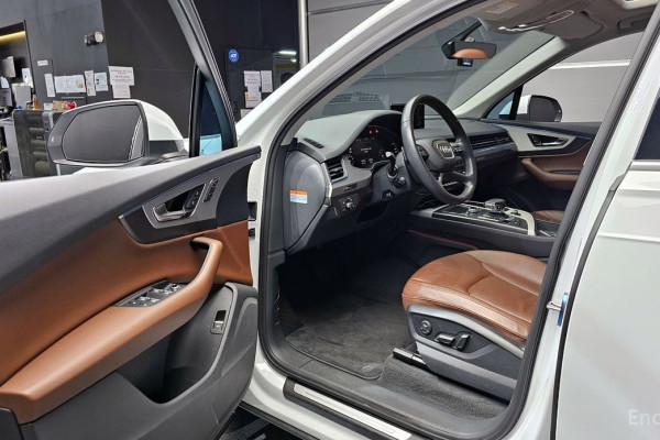2019 Audi Q7 с пробегом 43 953 км