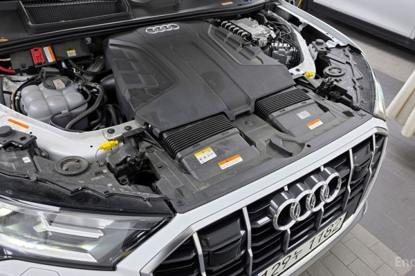 2022 Audi Q7 с пробегом 27 618 км