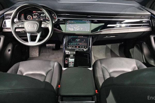 2022 Audi Q7 с пробегом 98 313 км