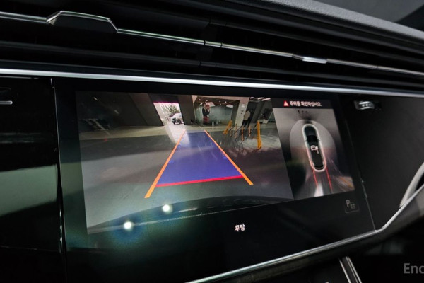 2022 Audi Q7 с пробегом 98 313 км