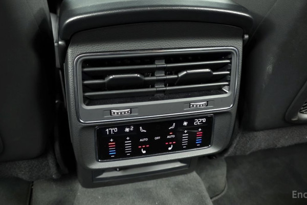 2022 Audi Q7 с пробегом 27 618 км