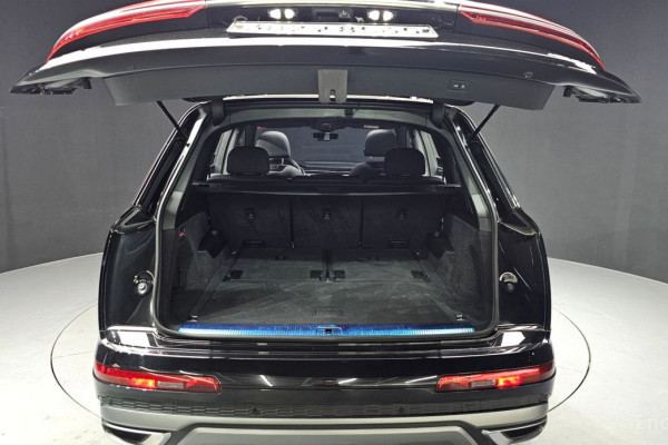 2022 Audi Q7 с пробегом 98 313 км