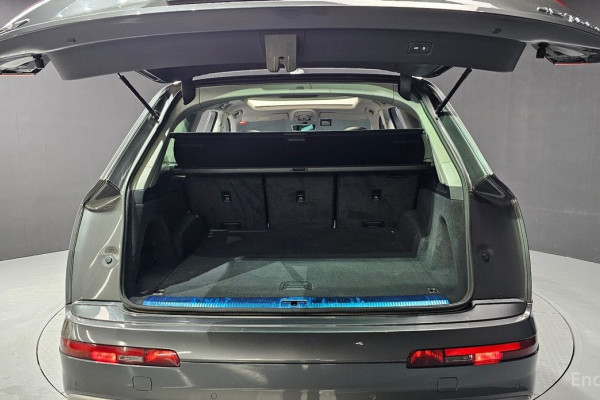 2019 Audi Q7 с пробегом 137 808 км