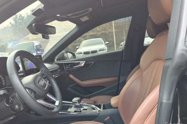 2022 Audi A5 с пробегом 30 332 км