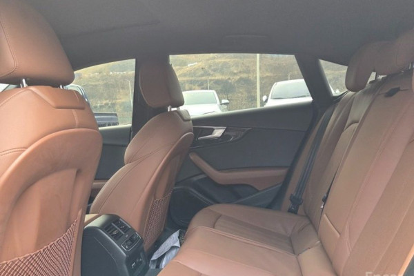 2022 Audi A5 с пробегом 30 332 км