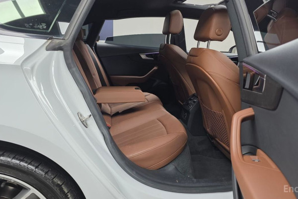 2020 Audi A5 с пробегом 79 854 км