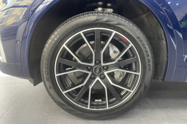 2023 Audi Q5 с пробегом 19 461 км