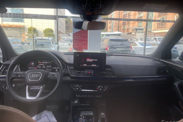 2023 Audi Q5 с пробегом 19 461 км