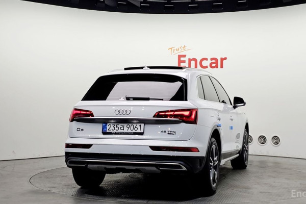 2022 Audi Q5 с пробегом 45 175 км