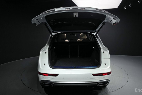 2024 Audi Q5 с пробегом 7 343 км