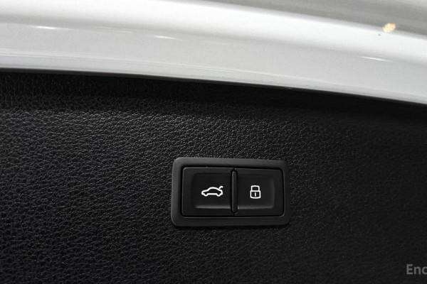 2023 Audi Q5 с пробегом 36 087 км