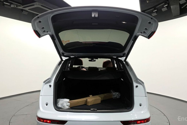 2024 Audi Q5 с пробегом 8 320 км