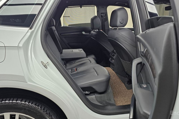 2023 Audi Q5 с пробегом 40 136 км