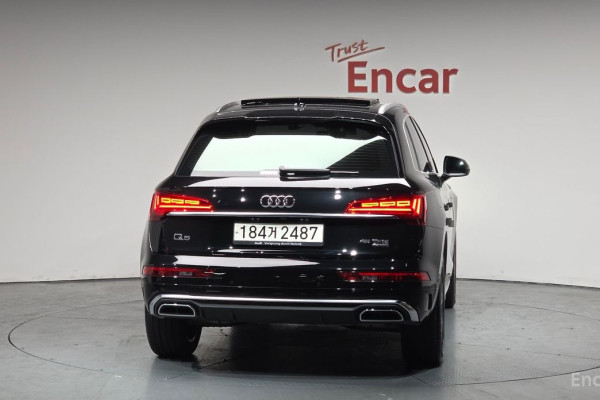 2023 Audi Q5 с пробегом 18 466 км