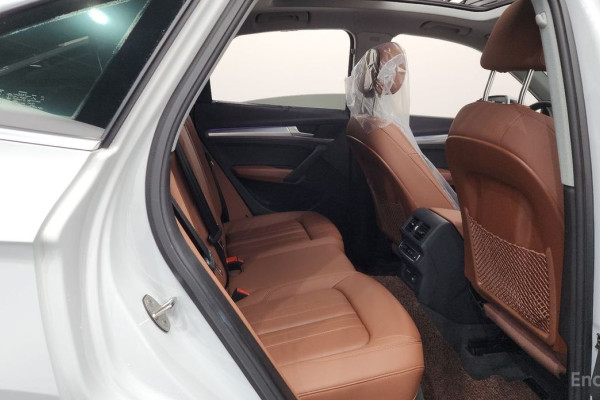 2023 Audi Q5 с пробегом 32 694 км