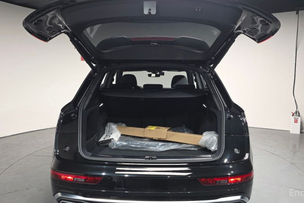 2023 Audi Q5 с пробегом 18 466 км