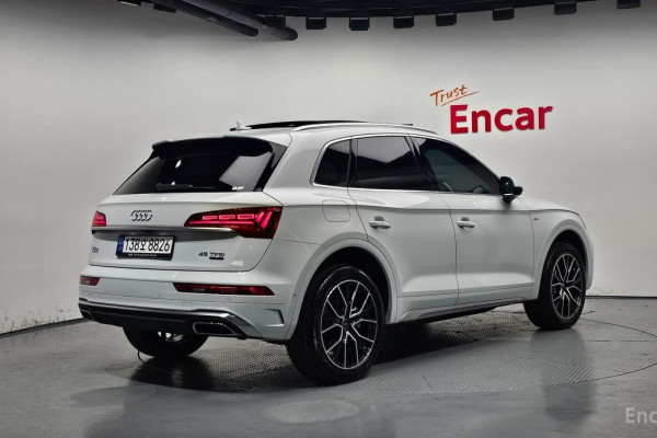 2024 Audi Q5 с пробегом 17 896 км