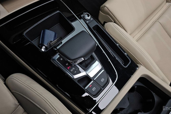 2024 Audi Q5 с пробегом 17 896 км