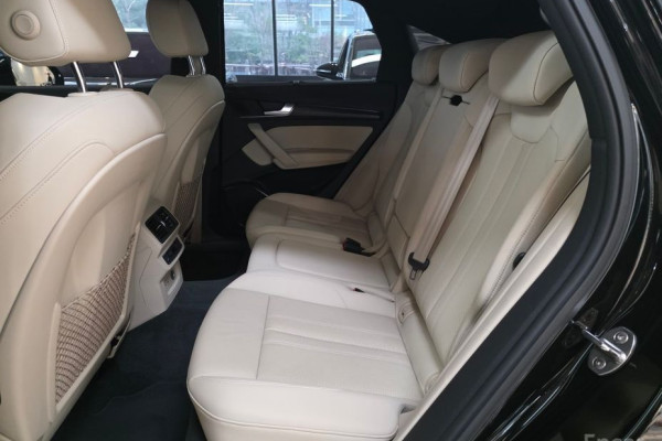 2023 Audi Q5 с пробегом 43 449 км