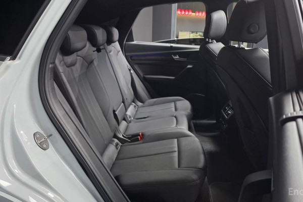 2023 Audi Q5 с пробегом 18 993 км