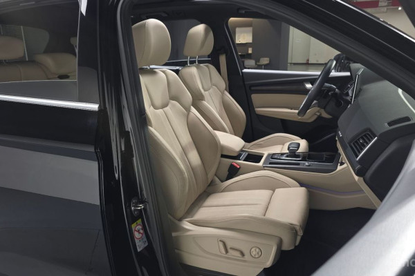 2023 Audi Q5 с пробегом 40 891 км