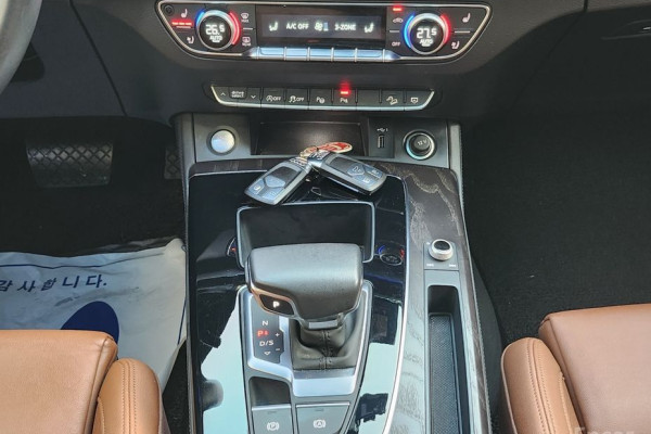 2022 Audi Q5 с пробегом 47 709 км