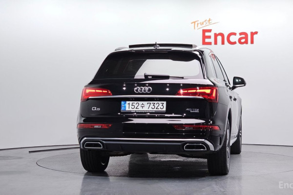 2022 Audi Q5 с пробегом 82 985 км