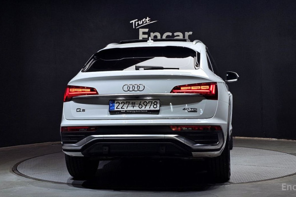 2023 Audi Q5 с пробегом 44 440 км