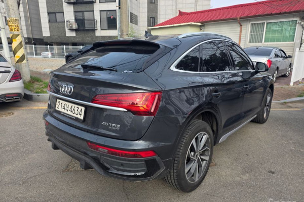 2023 Audi Q5 с пробегом 21 147 км
