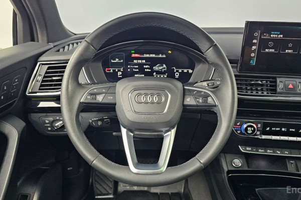 2022 Audi Q5 с пробегом 106 647 км