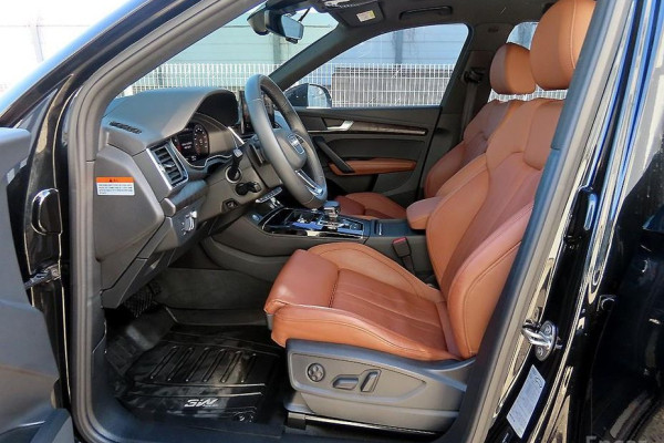 2023 Audi Q5 с пробегом 31 984 км