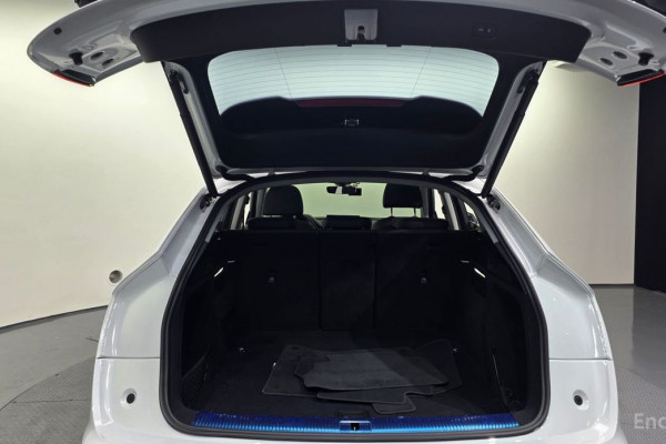 2022 Audi Q5 с пробегом 40 931 км