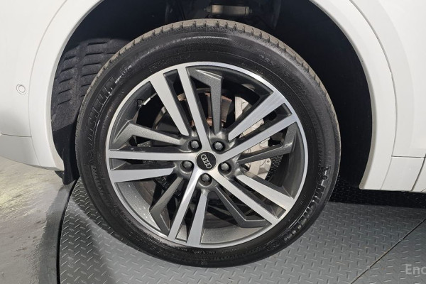 2023 Audi Q5 с пробегом 42 248 км