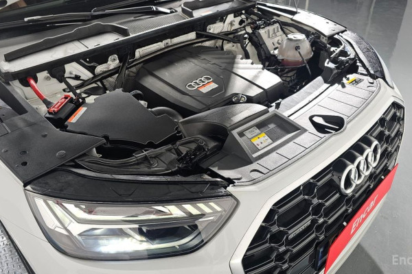 2023 Audi Q5 с пробегом 42 248 км