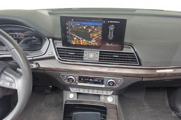 2023 Audi Q5 с пробегом 42 248 км