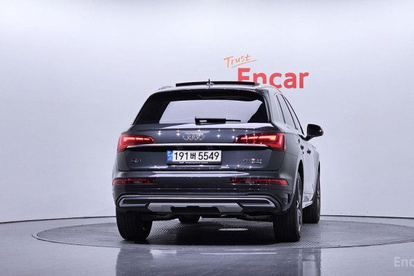 2021 Audi Q5 с пробегом 38 175 км