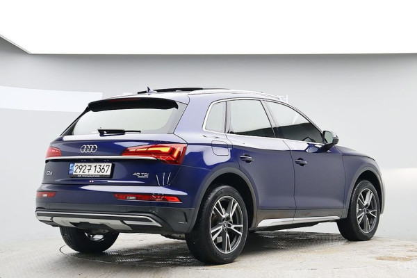 2022 Audi Q5 с пробегом 35 480 км