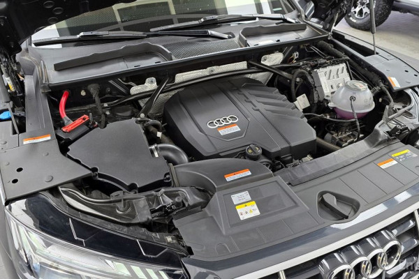 2023 Audi Q5 с пробегом 5 758 км