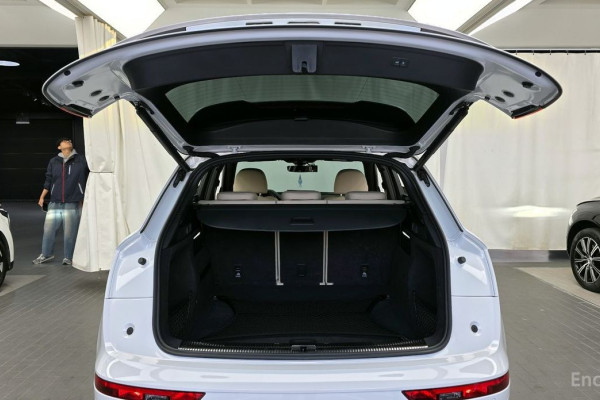 2021 Audi Q5 с пробегом 33 846 км