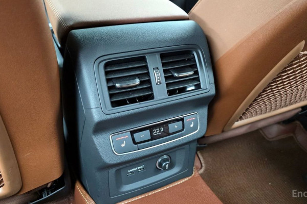 2023 Audi Q5 с пробегом 5 758 км