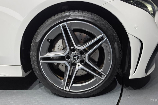 2022 Mercedes-Benz CLS с пробегом 18 210 км