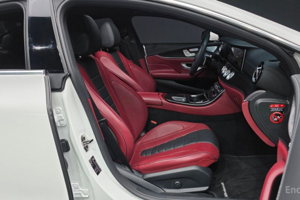 2022 Mercedes-Benz CLS с пробегом 18 210 км