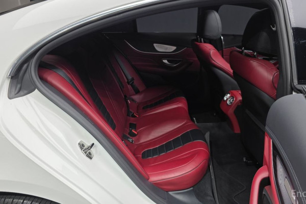 2022 Mercedes-Benz CLS с пробегом 18 210 км