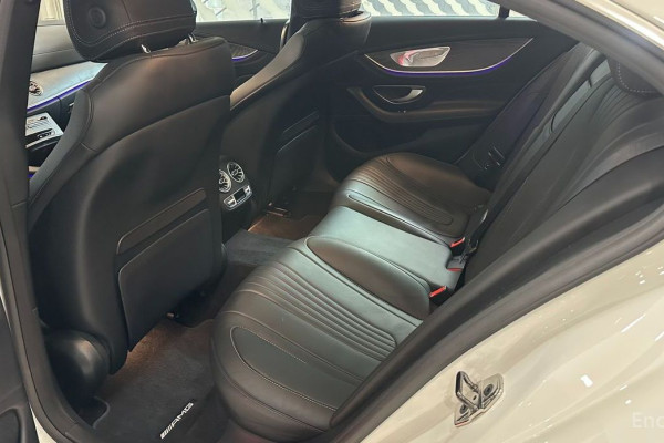 2022 Mercedes-Benz CLS с пробегом 40 303 км