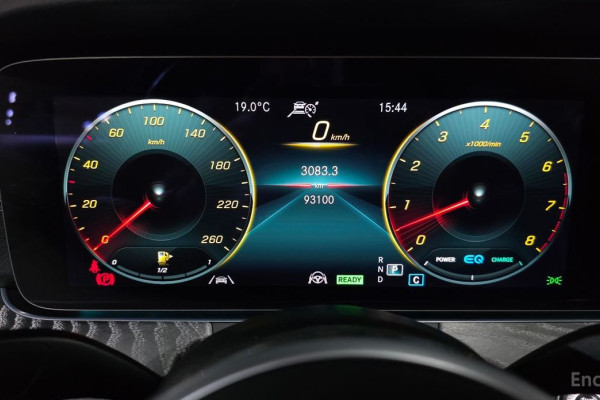 2021 Mercedes-Benz CLS с пробегом 93 100 км