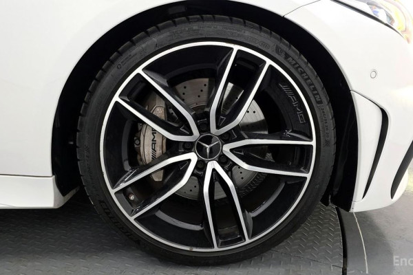 2022 Mercedes-Benz CLS с пробегом 17 236 км